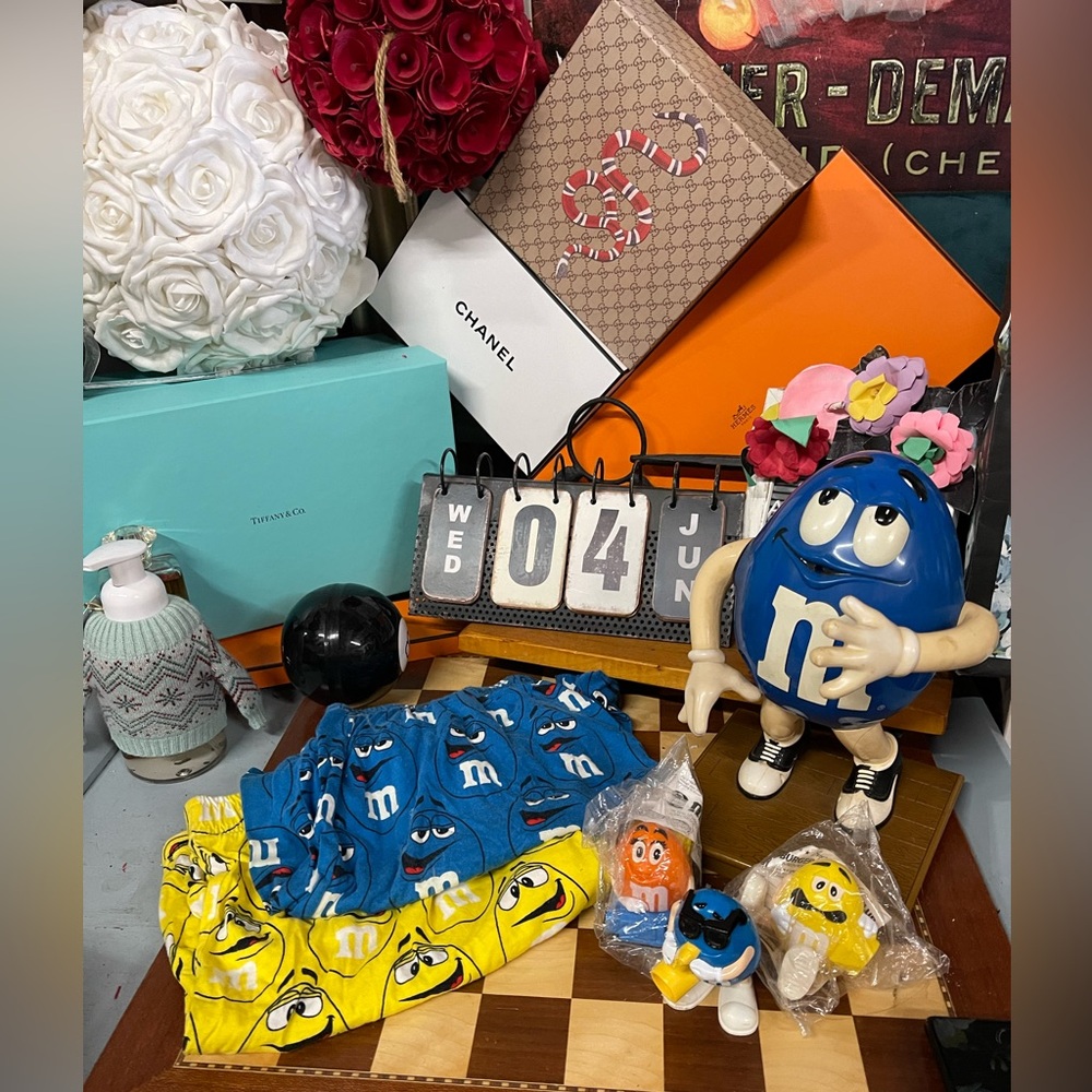 M&M bundle